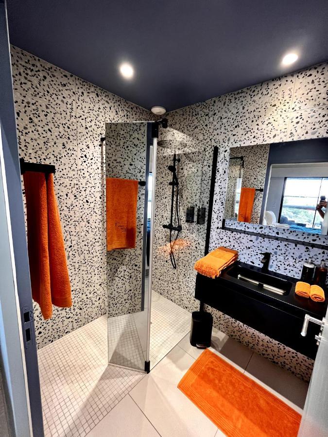 Suite 28 Treilles المظهر الخارجي الصورة