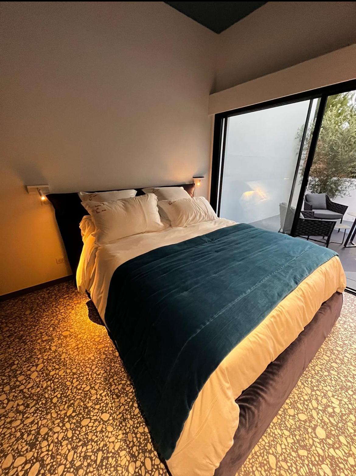 Suite 28 Treilles المظهر الخارجي الصورة